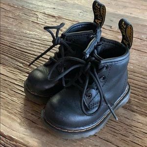 Dr Marten combat boot